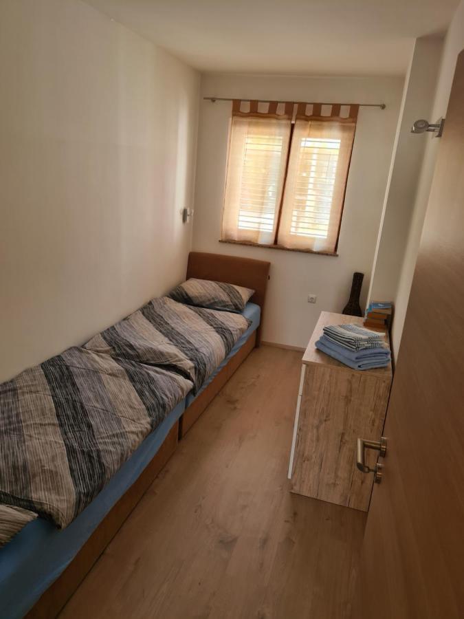 Apartments Dupin Башка Екстер'єр фото
